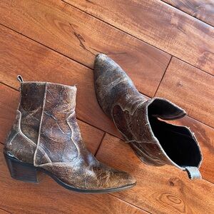 Donald J. Pliner Brown Ankle Booties Western Style